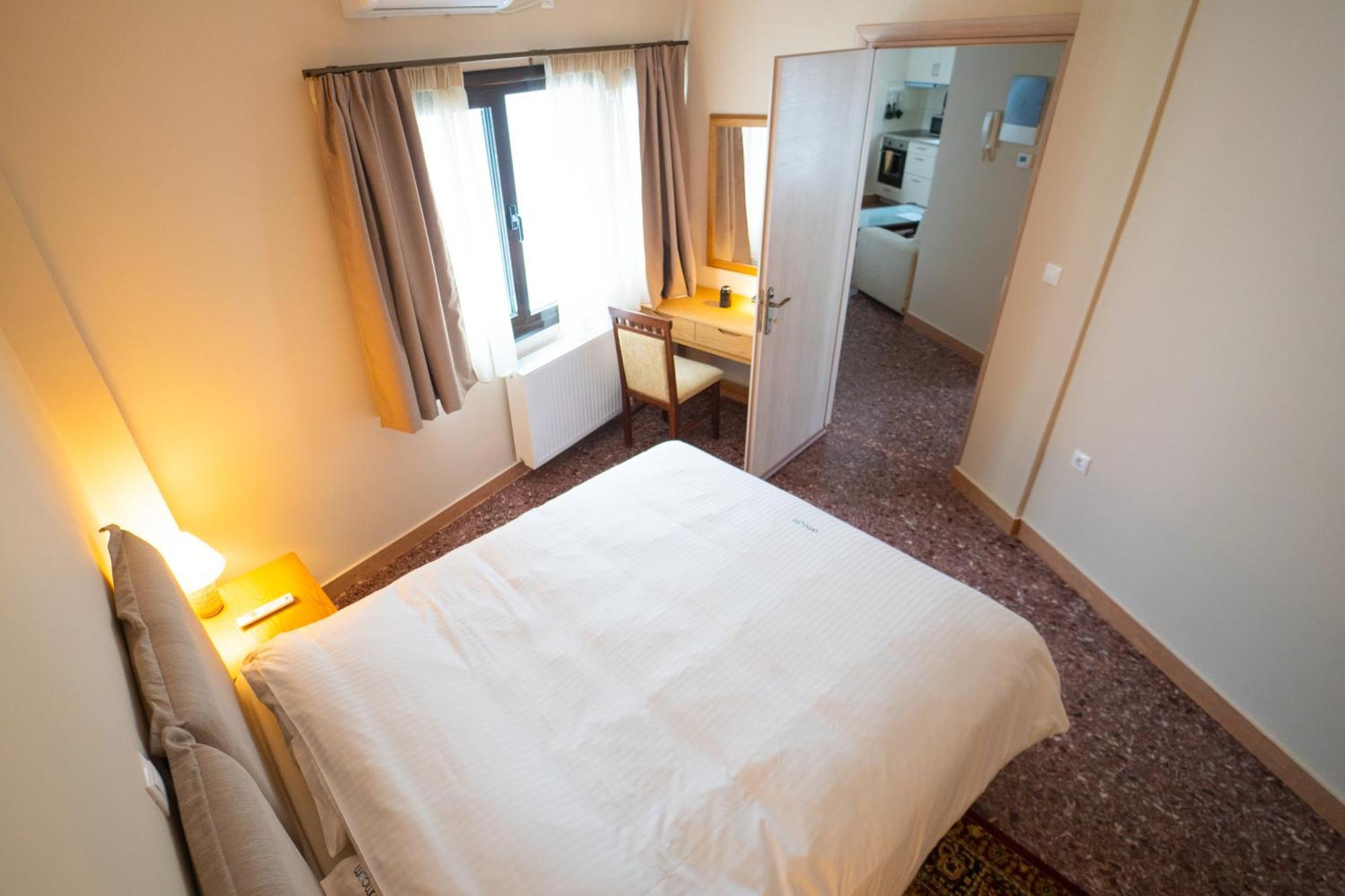 Luxury Apartment In Plaka - Acropolis Athen Eksteriør bilde